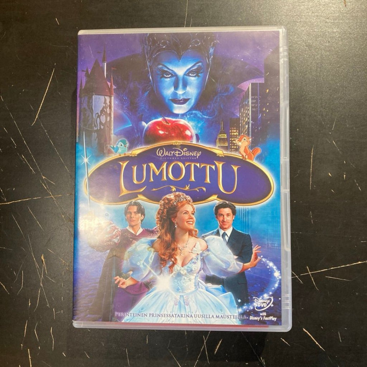 Lumottu DVD (VG/M-) -komedia/fantasia-